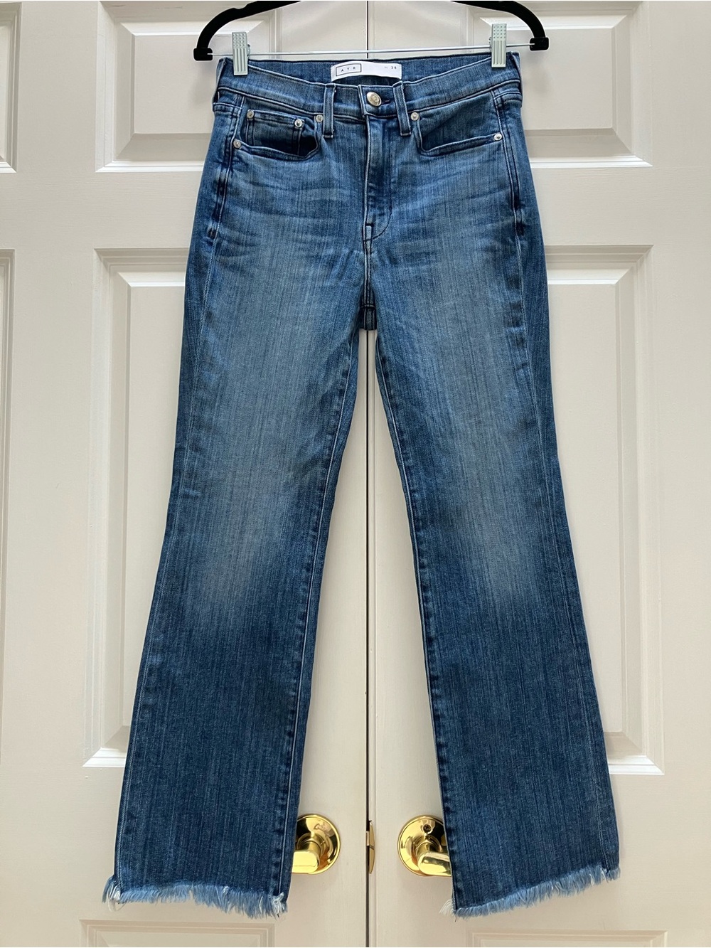 AYR The Pop Straight Leg Ankle Raw Hem Denim Jeans in Bomba Wash size 28